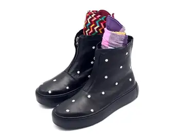 Nové zimné kolo prst board obuv muži členková obuv muži topánky na zips polka dot výšivky módne čierne pánske topánky